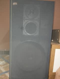 Sansui S-915 speakers 0