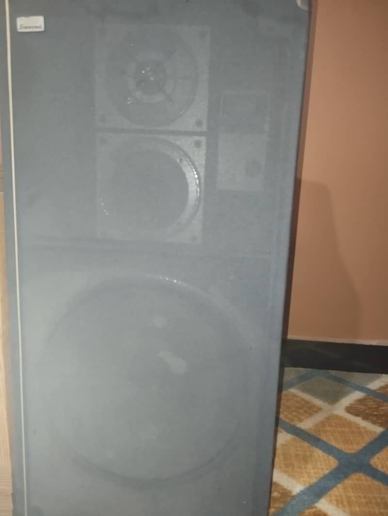 Sansui S-915 speakers 1