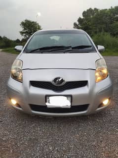 Toyota Vitz F1.0 Model 2009 reg 2013 Lahore number 0