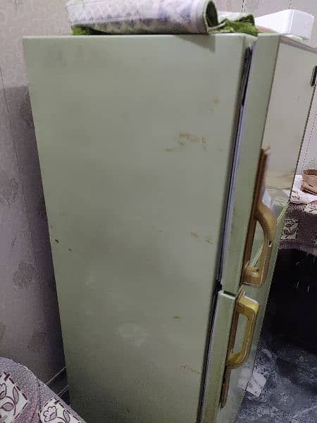 Dawlance old refrigerator 0