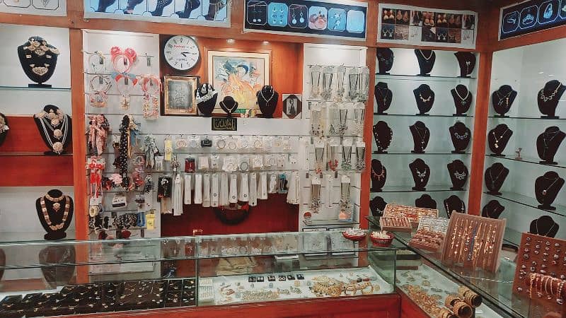 jewellery shop 2