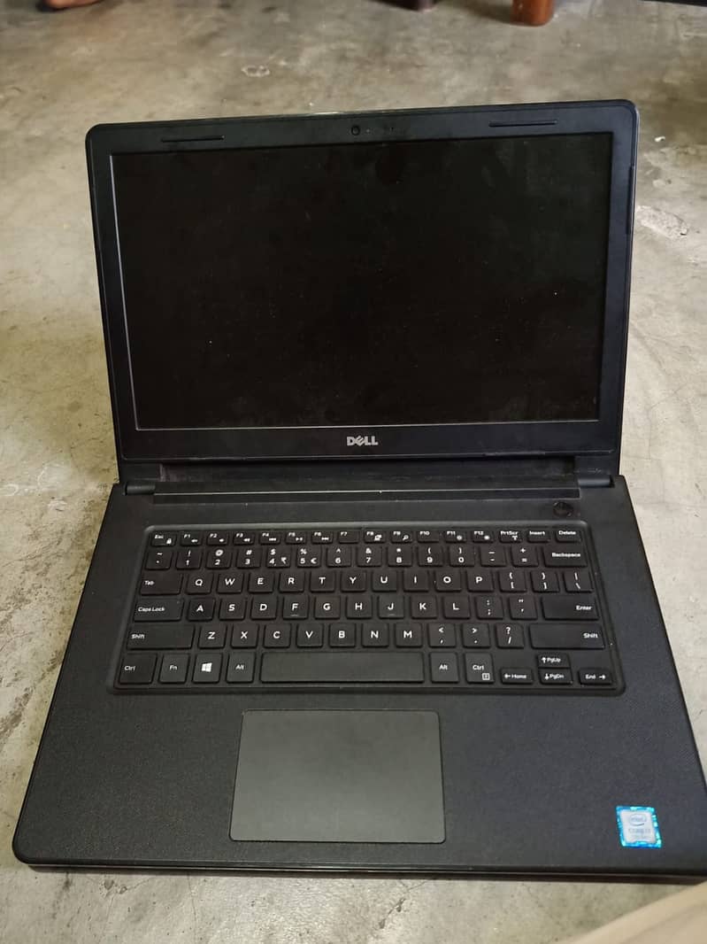 DELL laptop Vostro 14   core i 7  7gen   8gb ram  128 gb rom. 4