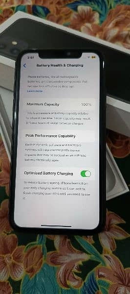 Iphone 11 Non Pta (JV) - 64gb - waterpack 100% battery Health 3