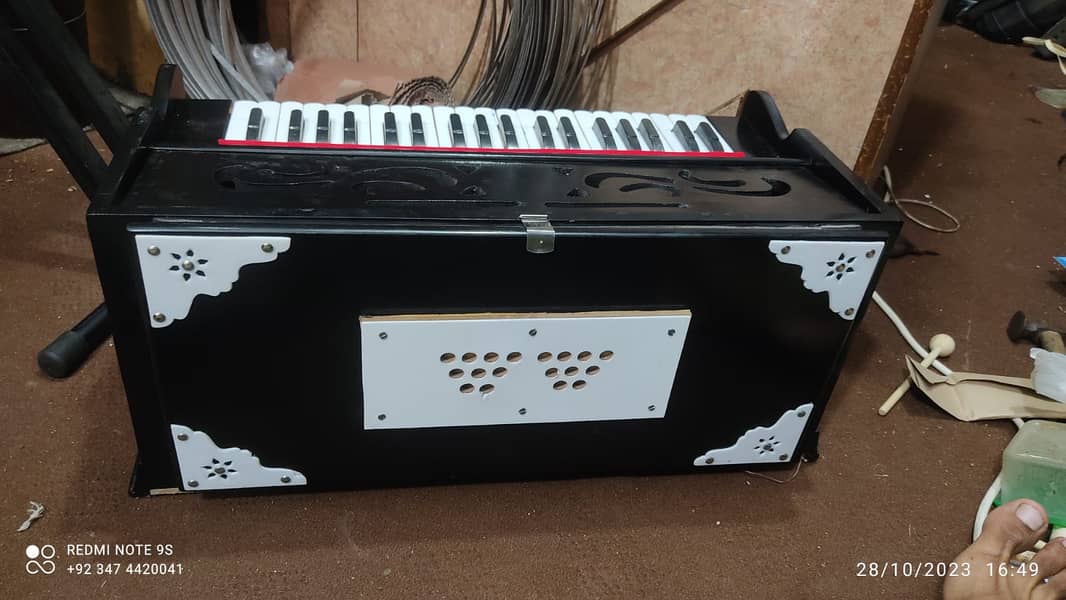 indain set Harmonium 1