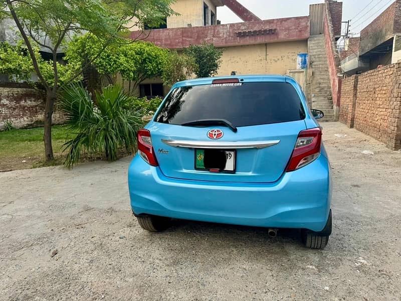 Toyota Vitz 2014 6