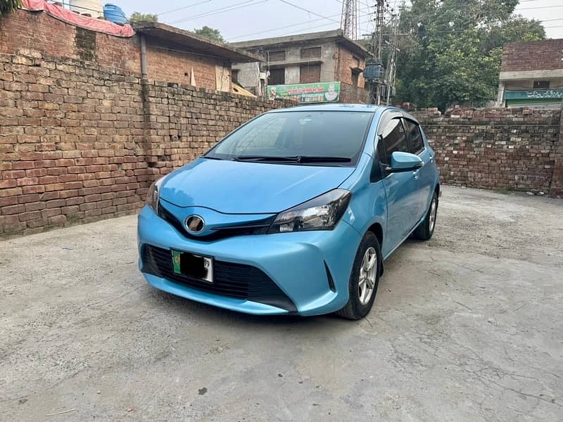 Toyota Vitz 2014 13