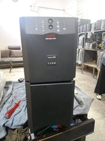 APC SMART UPS SUA 1000va/1kva/2kva/3kva/5kva PURE SINE WAVE 1