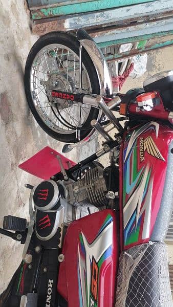 Honda 125 23Model genion 4