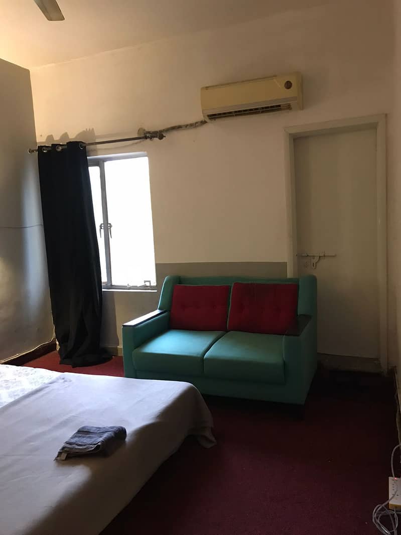 Rooms Available on daily basis in Islamabad G11 - Guest house 8