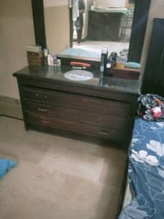 complete bedroom set available used urgent sales