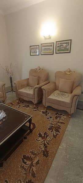 7 seater luxury sofa with centre table 2