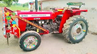 Massey Ferguson 240