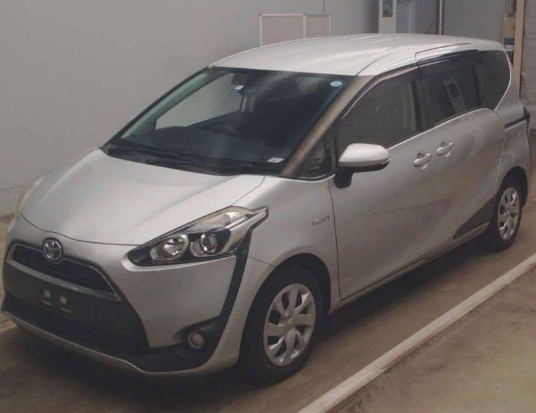 Toyota Sienta 2018 0