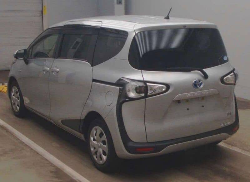 Toyota Sienta 2018 2