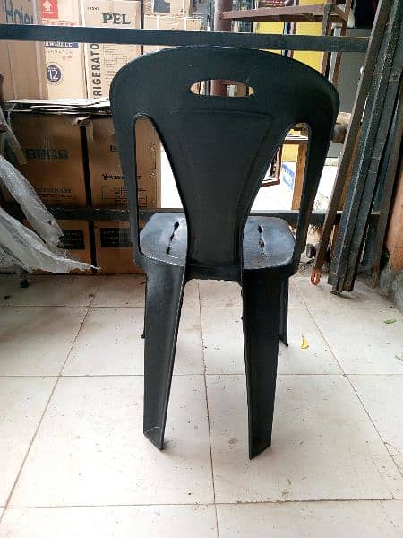 full plastic chair 2