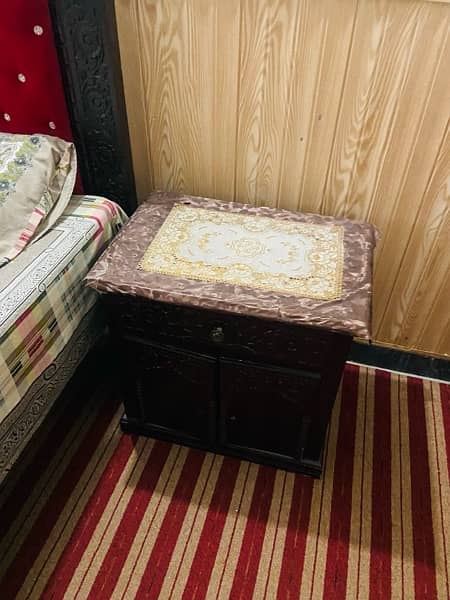 bedside tables 3