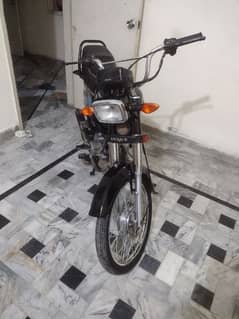 unique Model 2020 good condition contact 03462371353 0