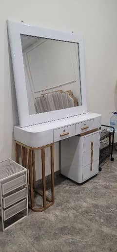 Dressing \ Vanity mirror \ Mirror Table \ Wooden dressing table