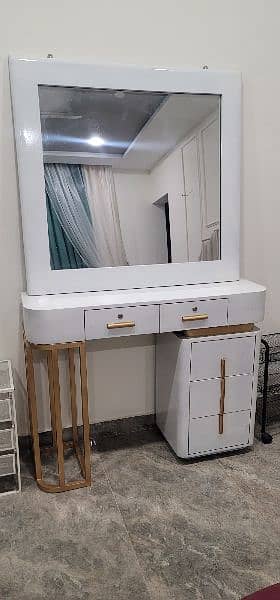 Dressing \ Vanity mirror \ Mirror Table \ Wooden dressing table 1