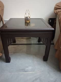 central table with 2 serving tables