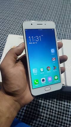 Oppo F1s lush condition