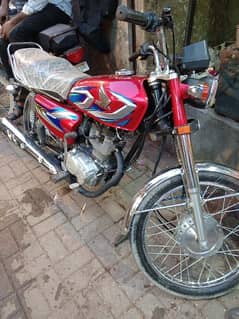 Honda 125 2022 model urgent sale 0