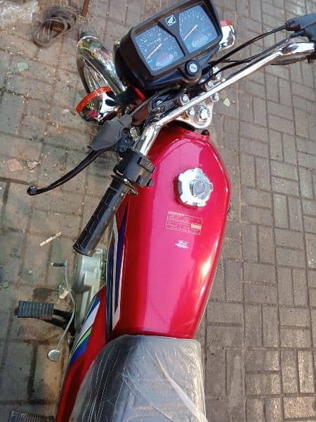 Honda 125 2022 model urgent sale 2