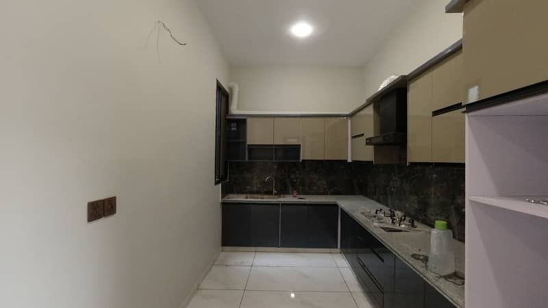 240 Sq Yrd 4 Bed D/D Brand New Portion Available For Sale In Gulshan Block 13/D 14