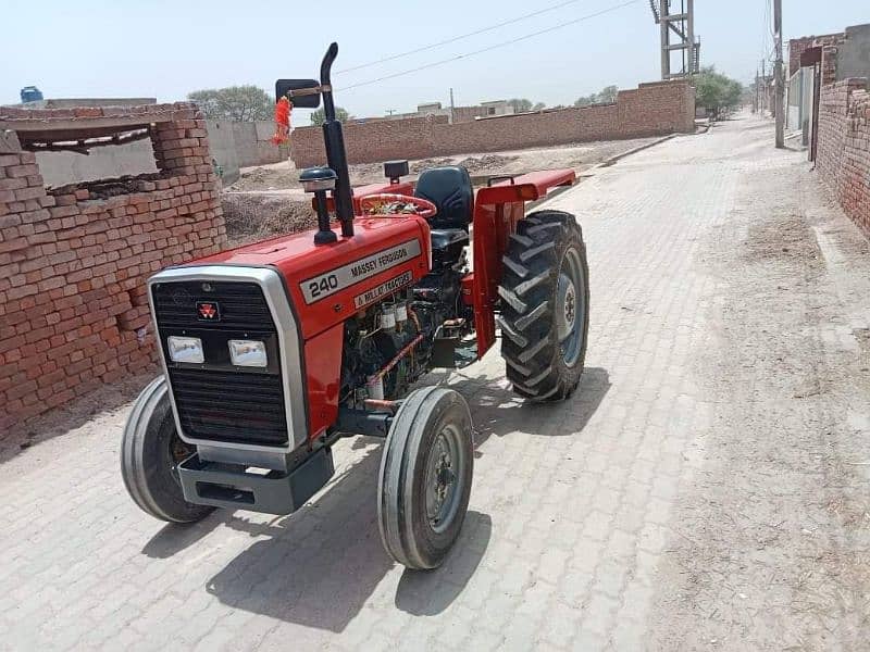 tractor MF 240 model 2023 1