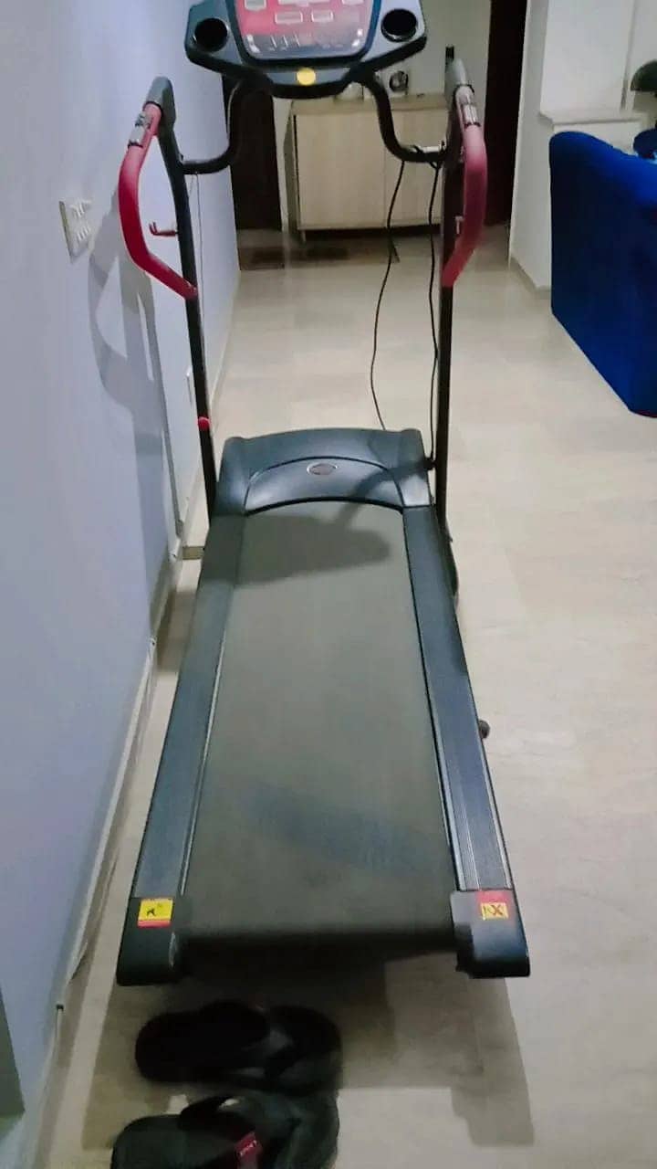 Treadmill in a very good condition, for sale 1