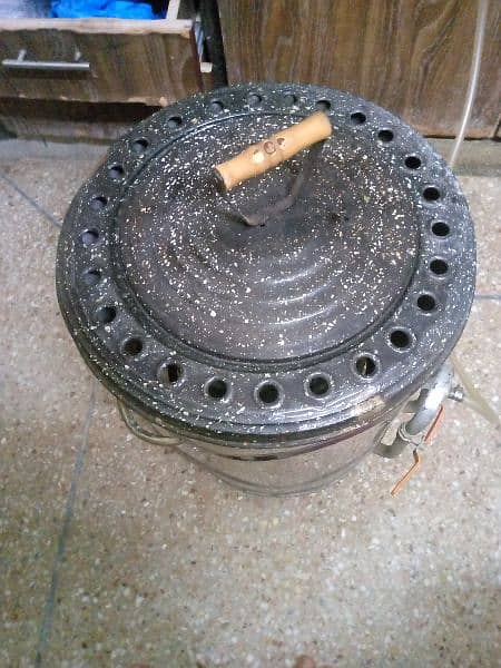 gas tandoor with new condition but use 0