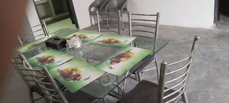 Dining Table For Slae 1