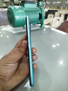 realme narzo 50