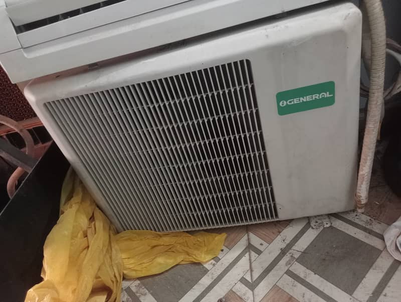 General split air conditioner 0