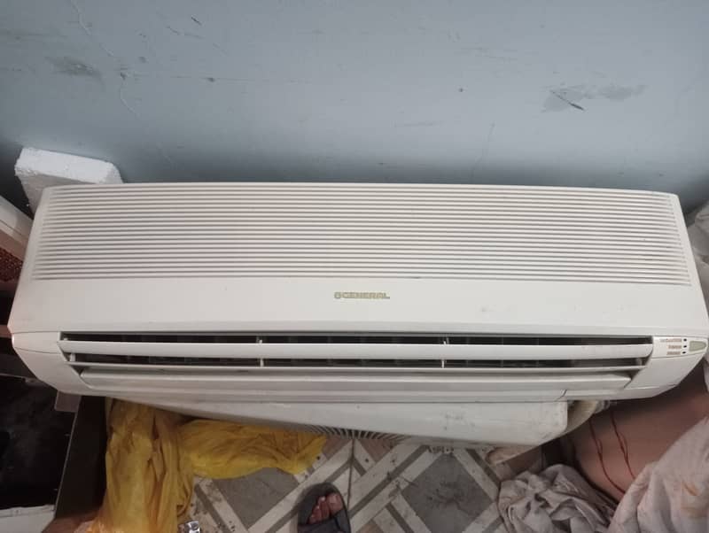 General split air conditioner 1