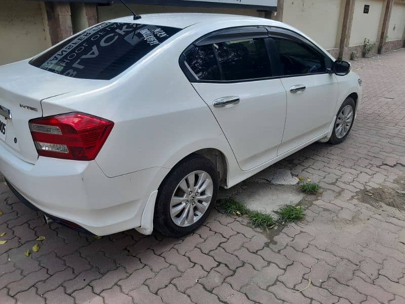 Honda City Aspire 2016 4