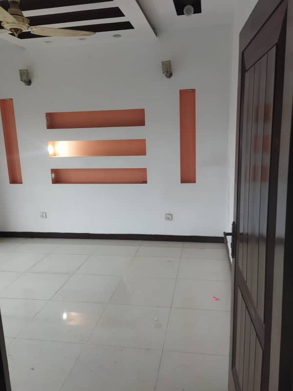 DHA PHASE 6 7 MARLA HOUSE FOR RENT 6