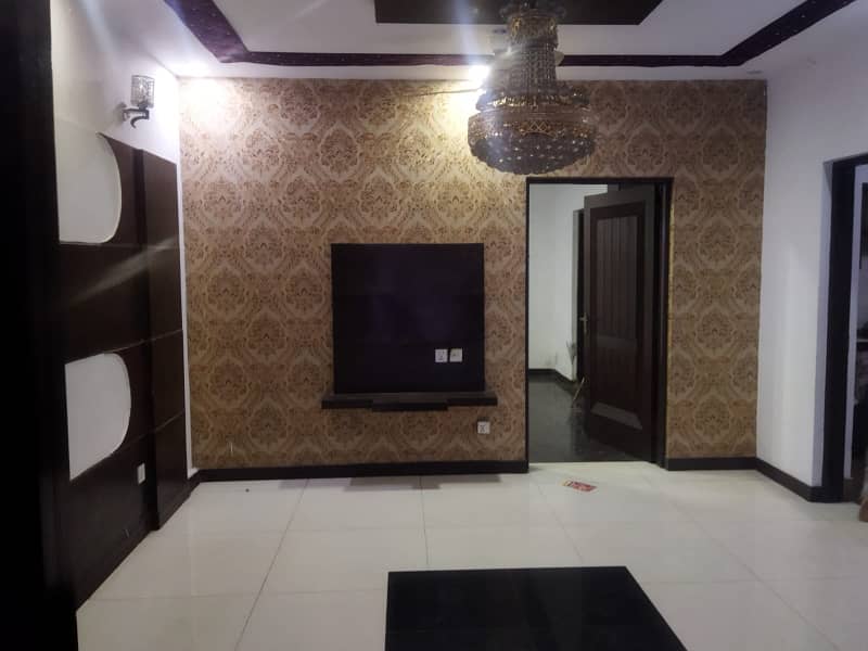 DHA PHASE 6 7 MARLA HOUSE FOR RENT 8