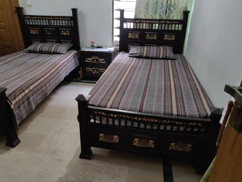 Chnioti Single Bed Set complete set. 1