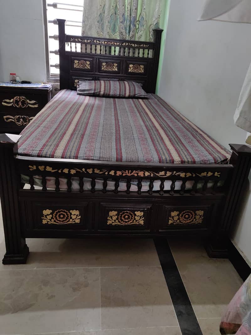 Chnioti Single Bed Set With Side Table New 5