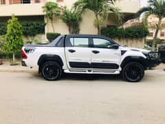 Toyota Hilux 2018 Thailand revo rocoo 0