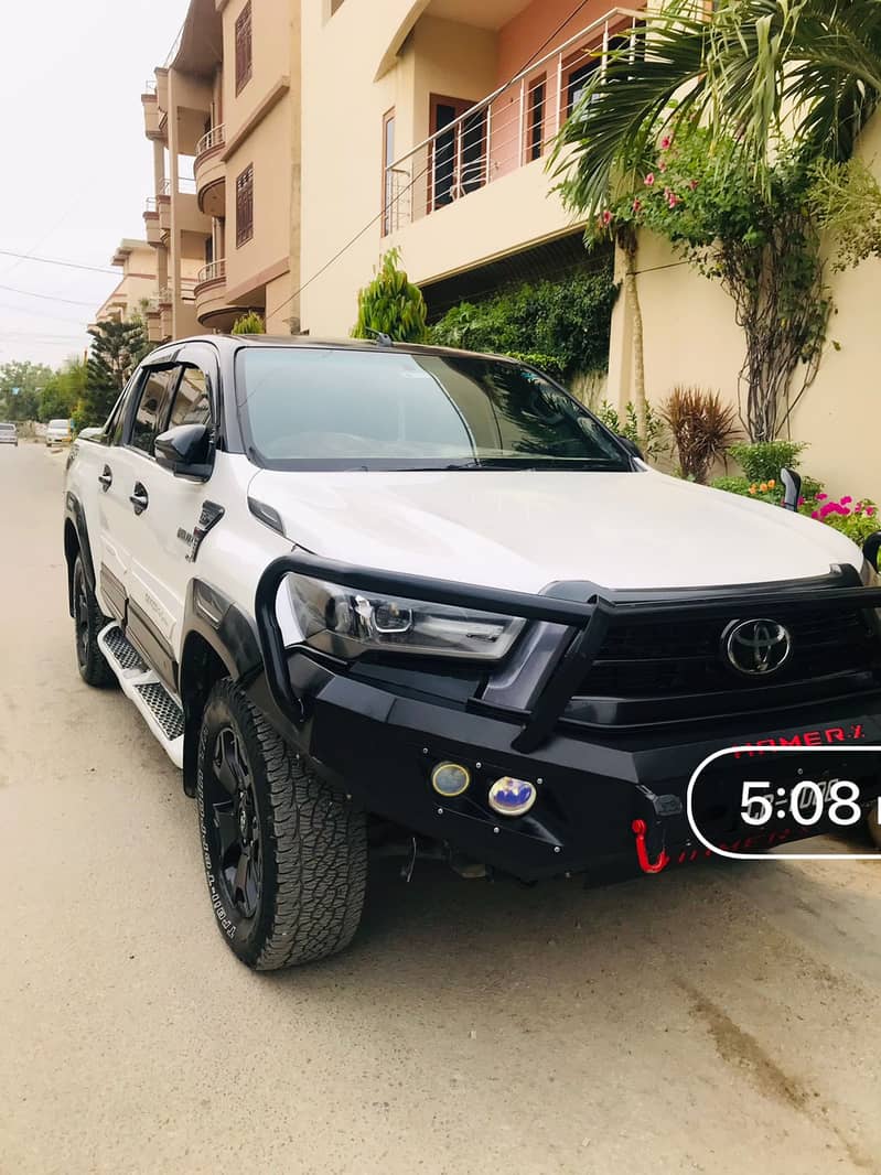 Toyota Hilux 2018 Thailand revo rocoo 1