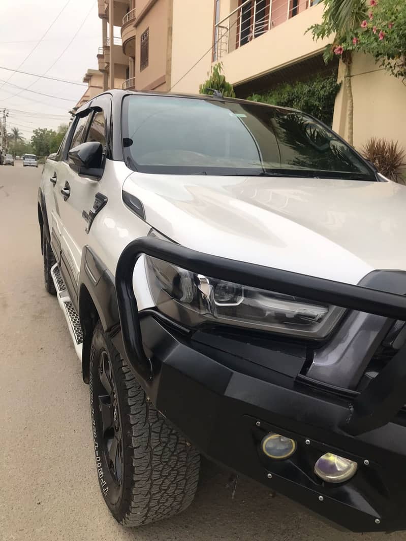 Toyota Hilux 2018 Thailand revo rocoo 6