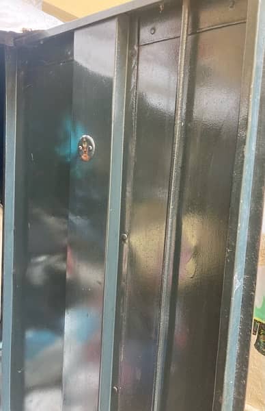 Urgent 2 doors Solid heavy Iron Wardrobe for Sell in Lahore 5