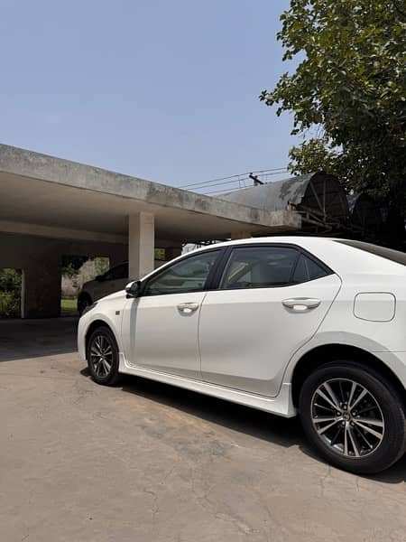 Toyota Corolla Altis 2019 1