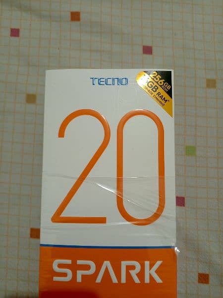 Tecno spark 20 14