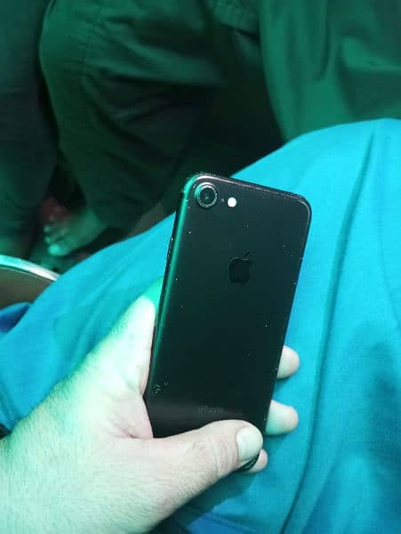 IPHONE 7 128GB PTA APPROVED 0