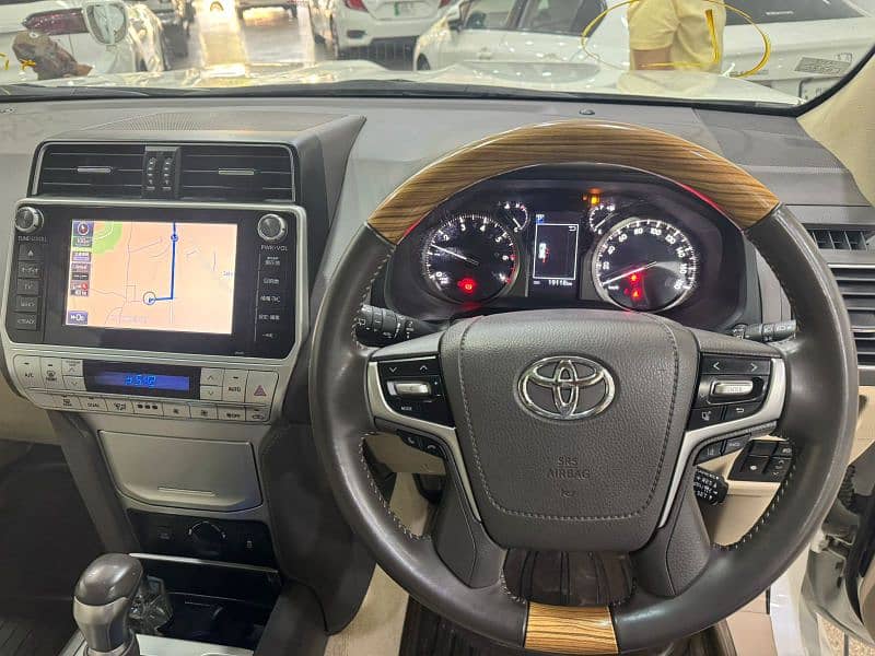 Toyota Prado 2018 import 2023  fully option tXL  totally Genuine 5