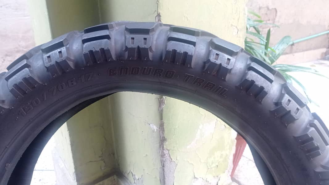 Imported used tyre 150 70 17 Tubeless Tyre 3