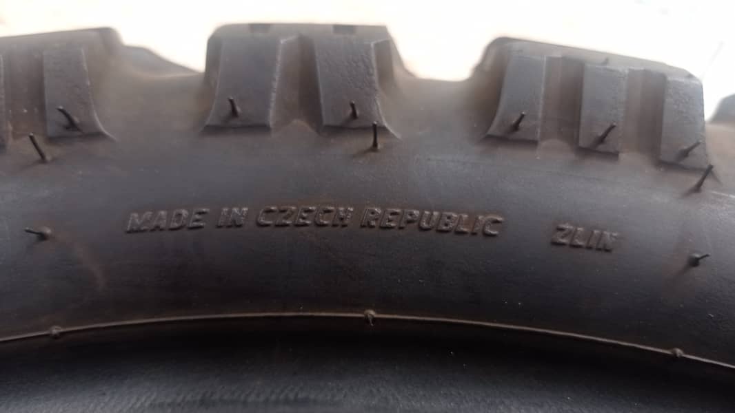 Imported used tyre 150 70 17 Tubeless Tyre 11